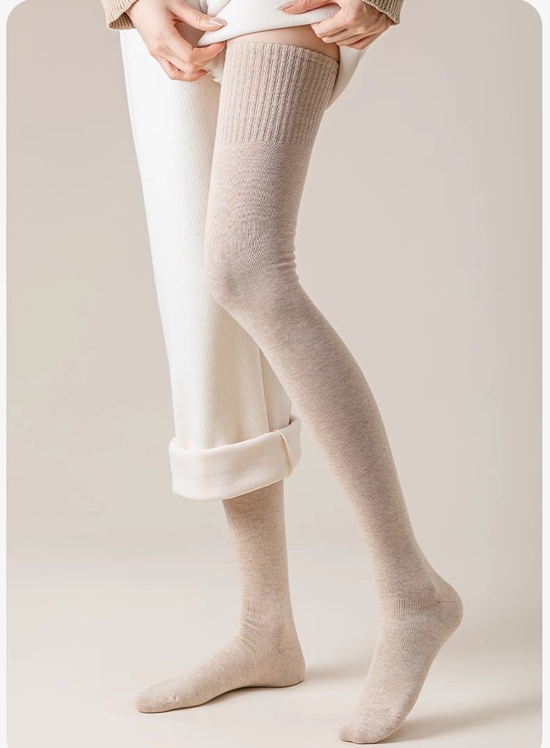 🔥2023 New Hot Sale - Women's Warm Thigh High Socks🧦