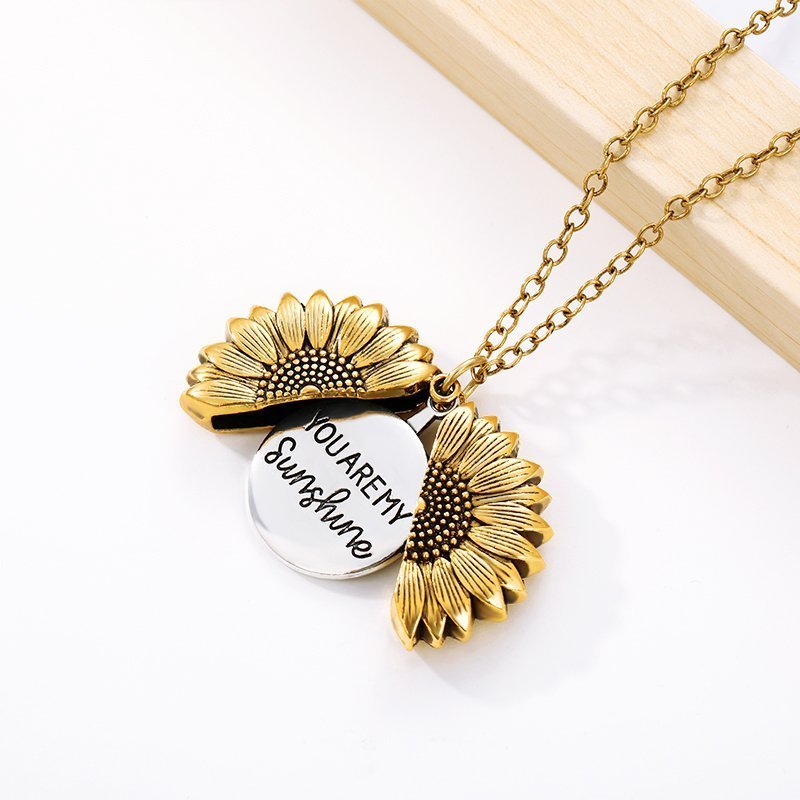 🔥🌞"You Are My Sunshine" Sunflower Necklace🌻(Double-sided engraving)