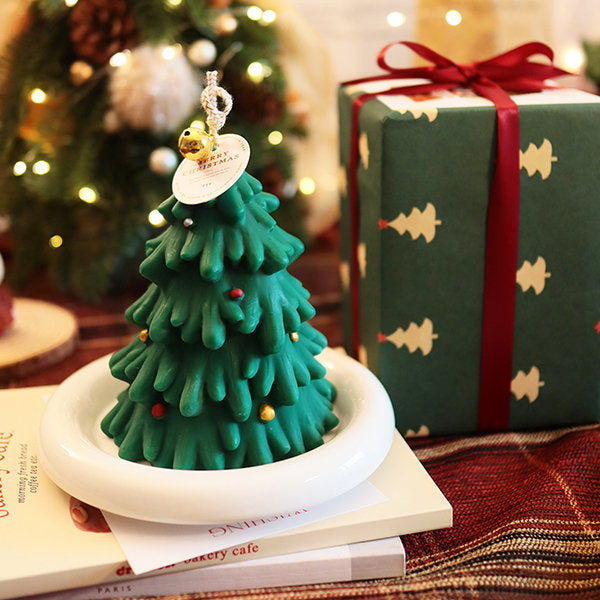 Christmas Tree Aromatherapy Candle - Festive Ambiance