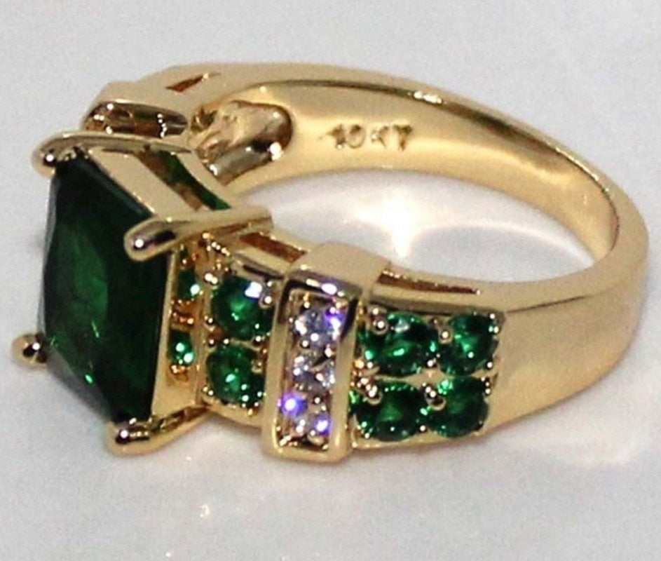 Fashion Exquisite Luxury Popular Shiny Green High Quality Zircon Wedding Ring