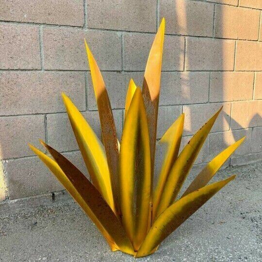 (Garden Upgrade)Waterproof Solar Garden Agave Lamp