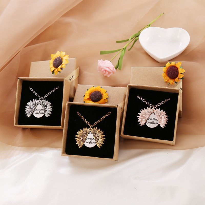 🔥🌞"You Are My Sunshine" Sunflower Necklace🌻(Double-sided engraving)