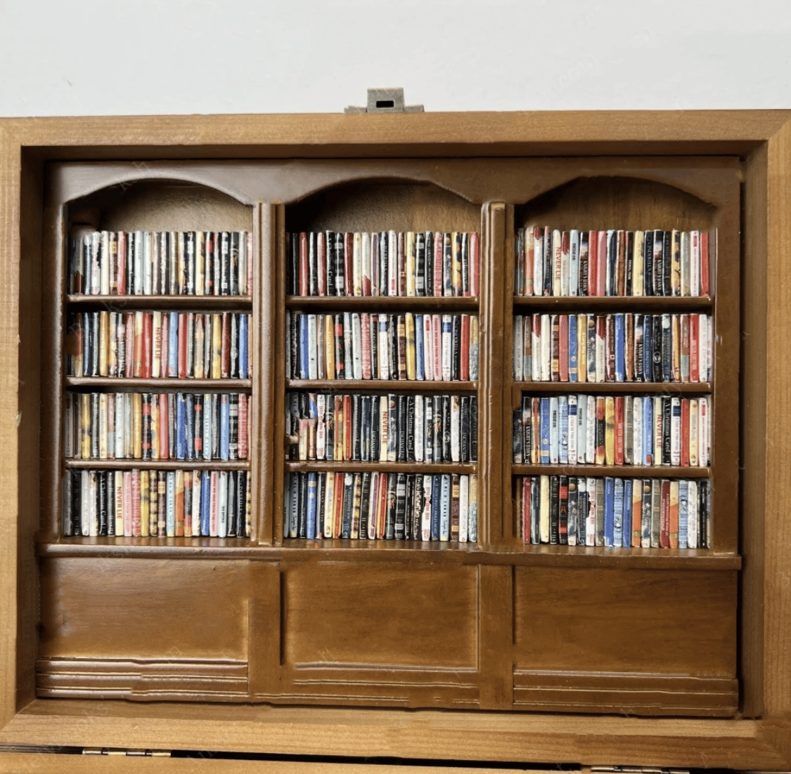 Handmade Anxiety Bookshelf | Shake Away Your Anxiety