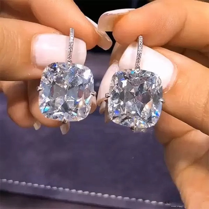 Luxury White Cubic Zirconia Dangle Earring Women