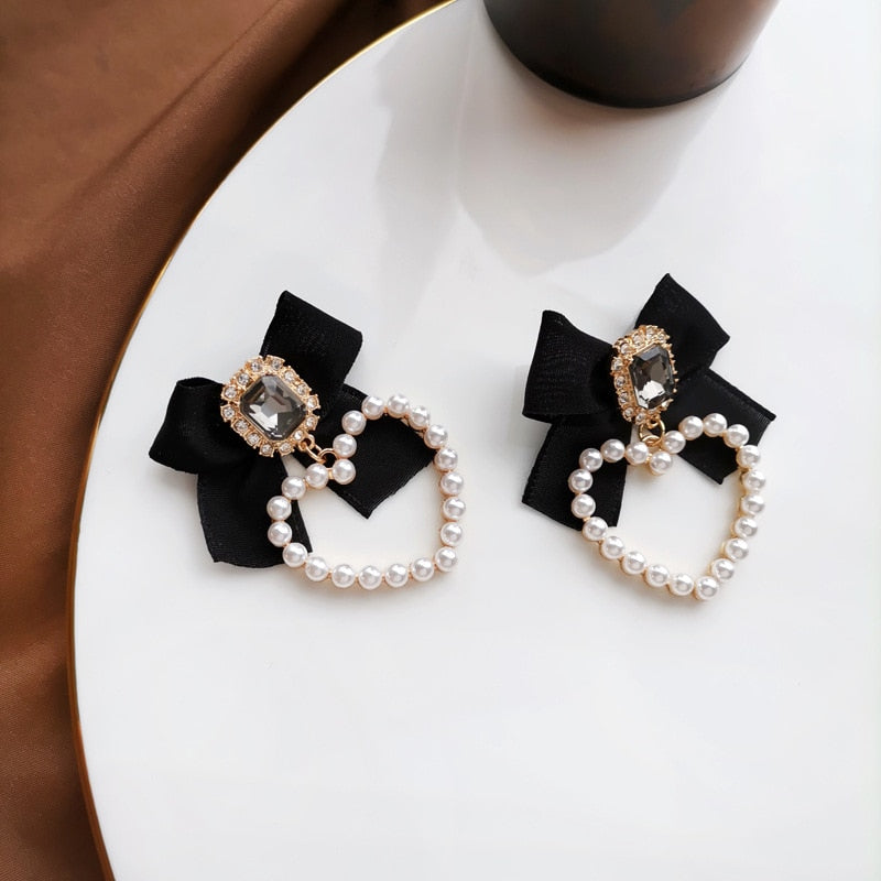 Korean Temperament Retro Rhinestone Bow Clip Earrings